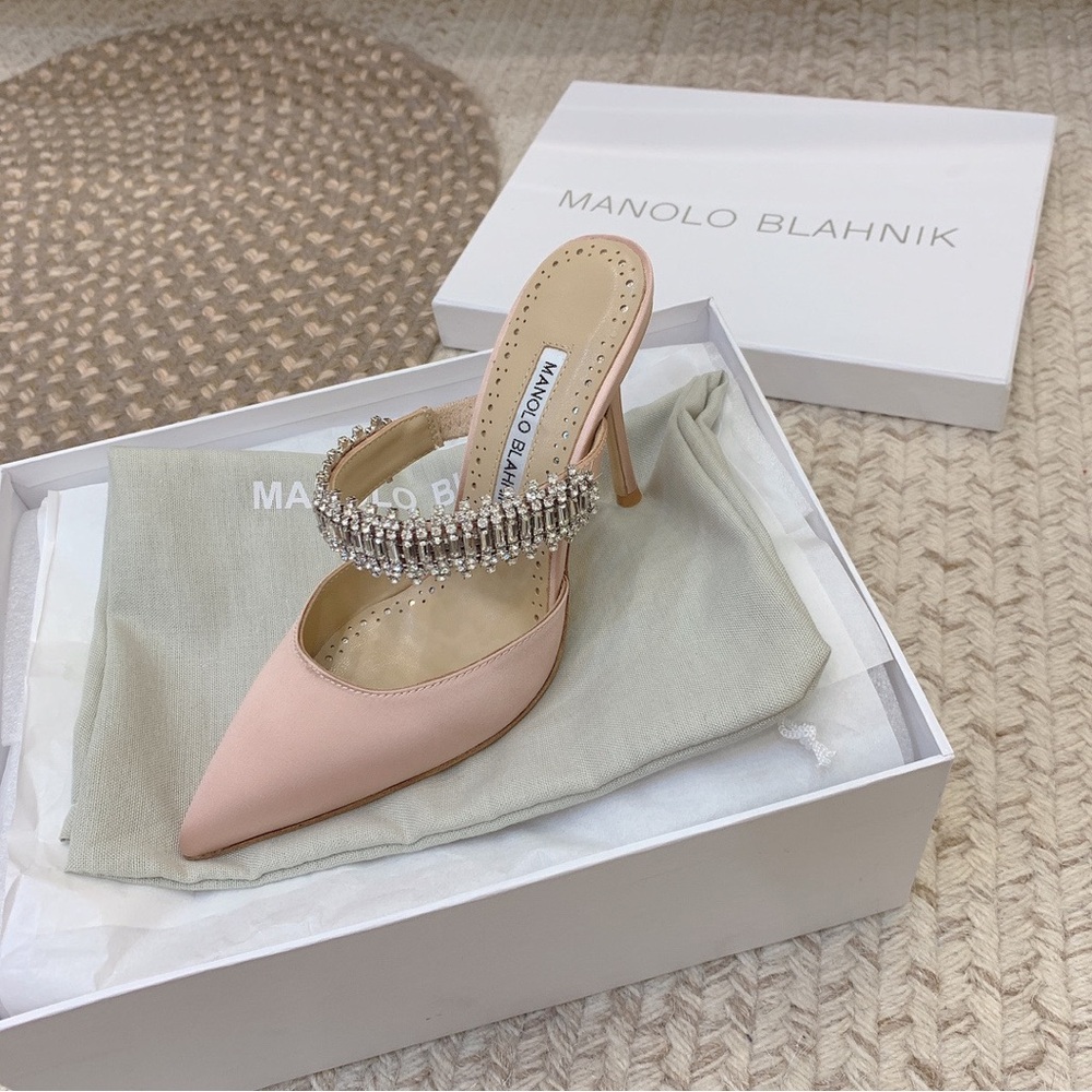 Manolo Blahnik Blush Pink Satin Pointed Crystal-Embellished Mule - Picture 4 of 8